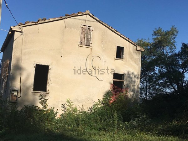 casa indipendente in vendita a Sarsina