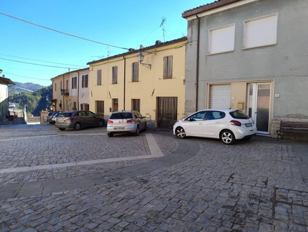 casa indipendente in vendita a Sarsina