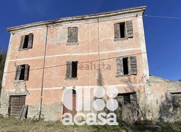 casale in vendita a Sarsina in zona Sorbano