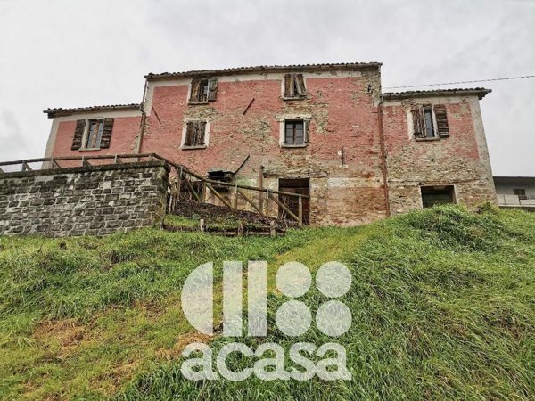 casale in vendita a Sarsina