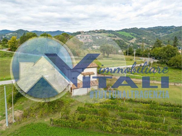 casa indipendente in vendita a Sarsina