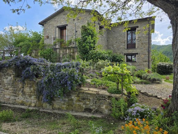 casa indipendente in vendita a Sarsina