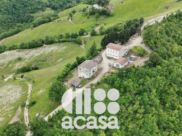casa indipendente in vendita a Sarsina in zona Calbano