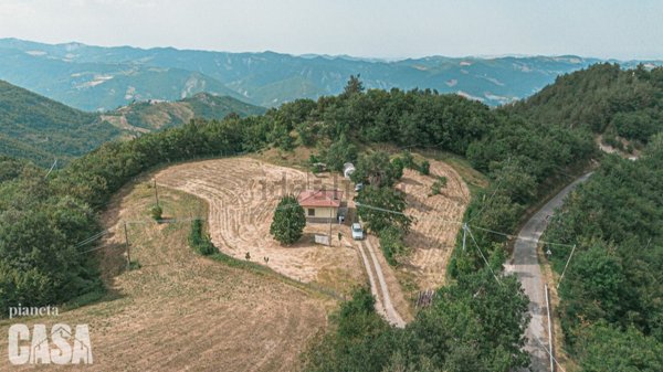 casa indipendente in vendita a Sarsina in zona Sorbano