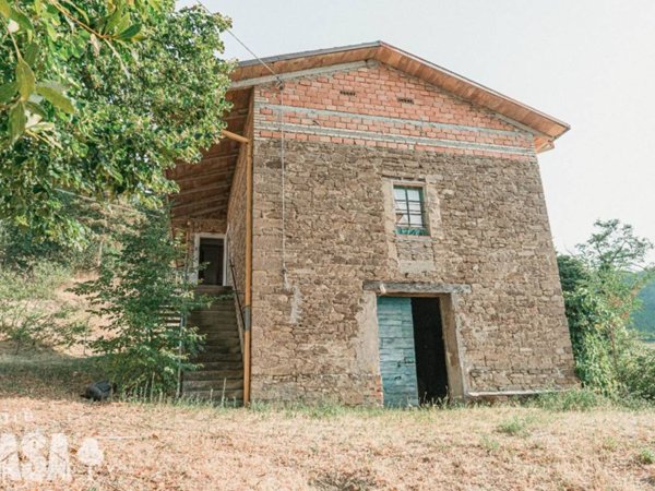 casa indipendente in vendita a Sarsina