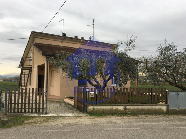 casa indipendente in vendita a Savignano sul Rubicone