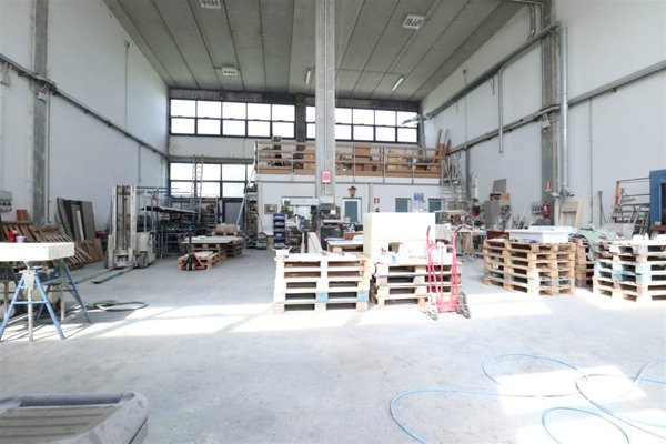 ufficio in vendita a Savignano sul Rubicone
