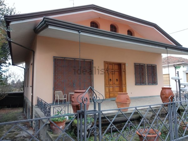 casa indipendente in vendita a Savignano sul Rubicone