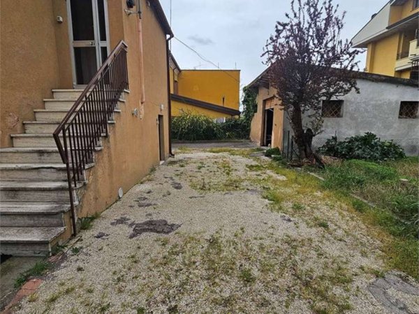 casa indipendente in vendita a Savignano sul Rubicone