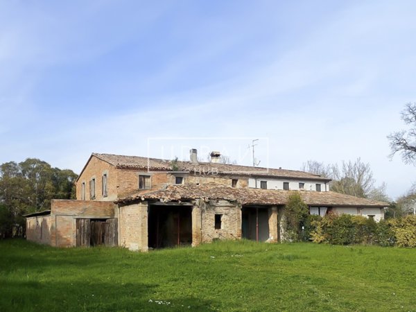 terreno edificabile in vendita a Savignano sul Rubicone