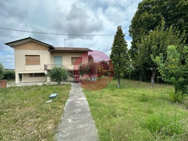 casa indipendente in vendita a Savignano sul Rubicone