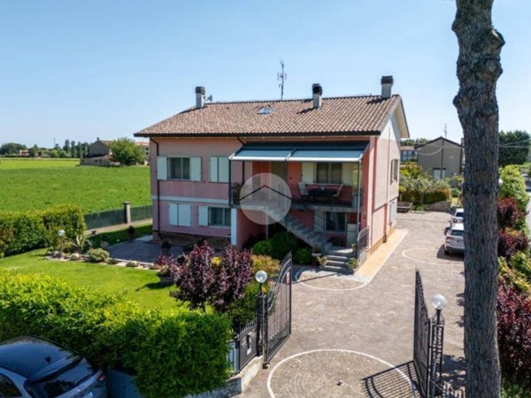 casa indipendente in vendita a Savignano sul Rubicone