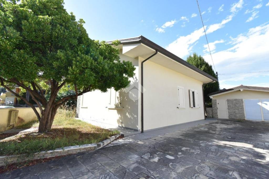 casa indipendente in vendita a Savignano sul Rubicone