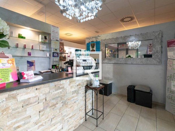 negozio in vendita a Savignano sul Rubicone