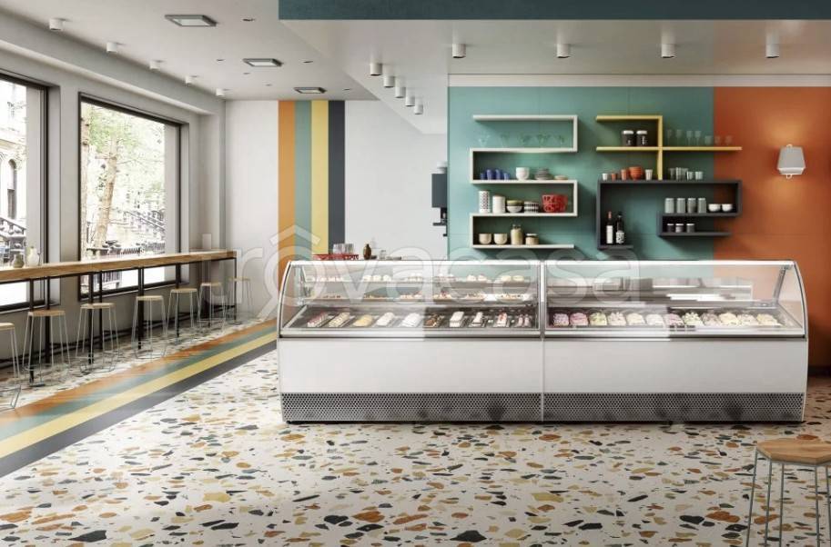 negozio in vendita a Savignano sul Rubicone