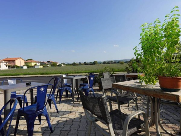 negozio in vendita a Savignano sul Rubicone