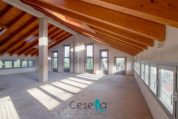 ufficio in vendita a Savignano sul Rubicone