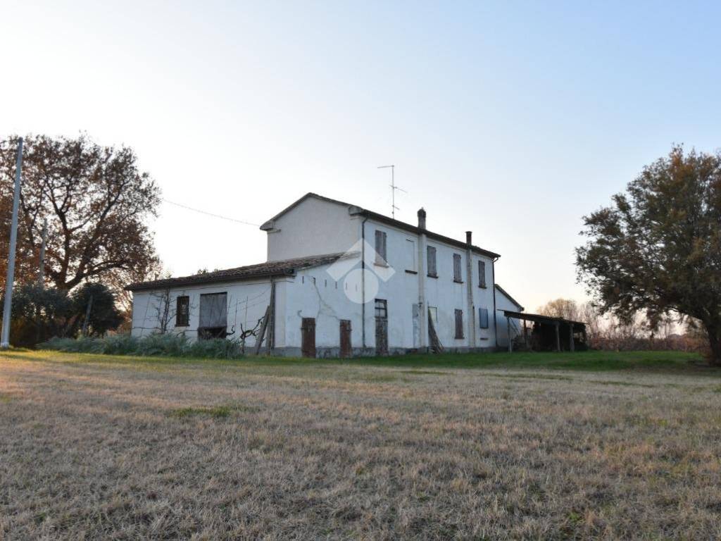 casa indipendente in vendita a Savignano sul Rubicone