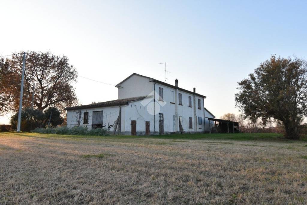 casa indipendente in vendita a Savignano sul Rubicone