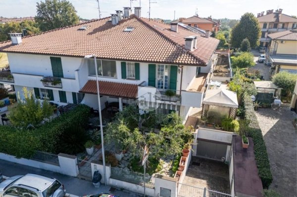 casa indipendente in vendita a Savignano sul Rubicone