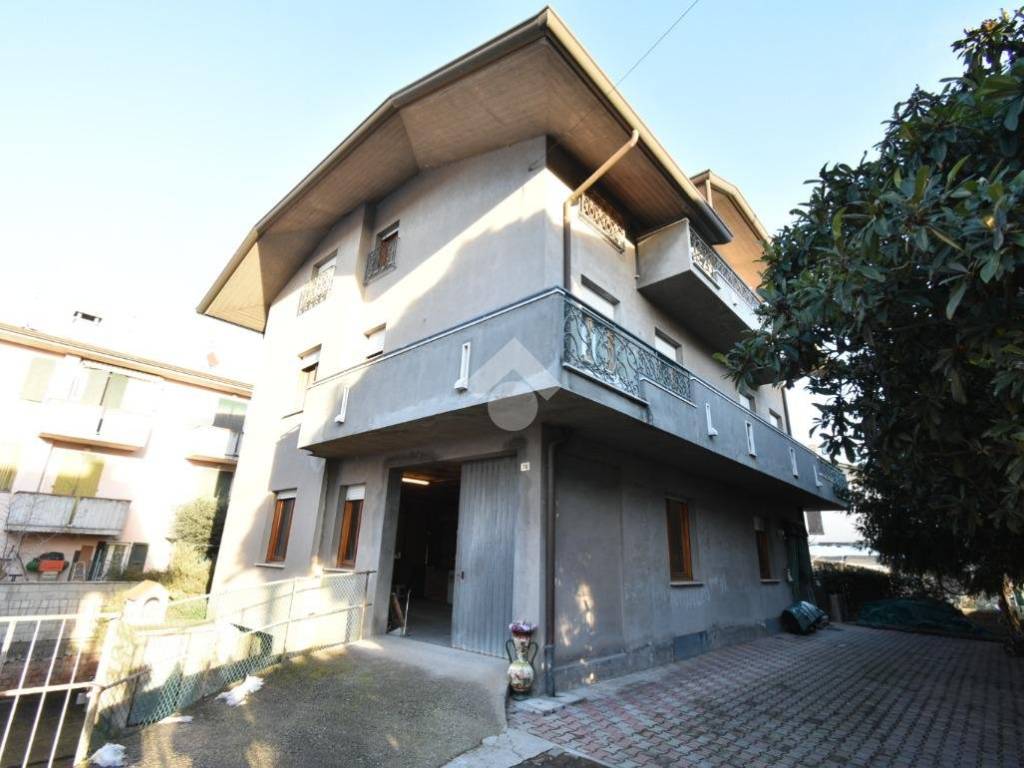 casa indipendente in vendita a Savignano sul Rubicone