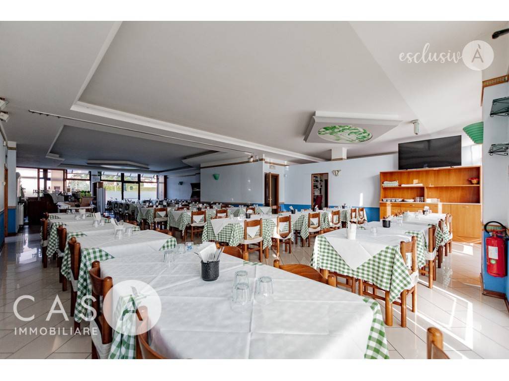 negozio in vendita a Savignano sul Rubicone