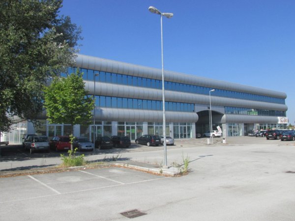 ufficio in vendita a Savignano sul Rubicone