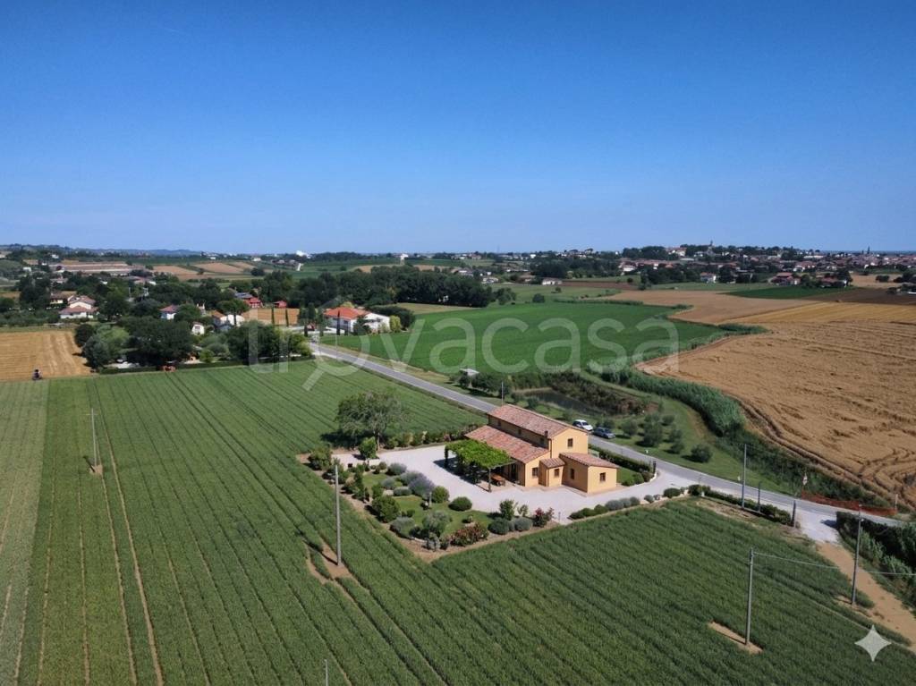 casa indipendente in vendita a Savignano sul Rubicone