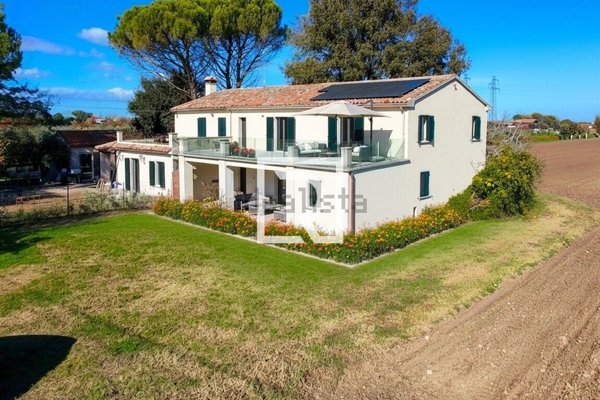 casa indipendente in vendita a Savignano sul Rubicone