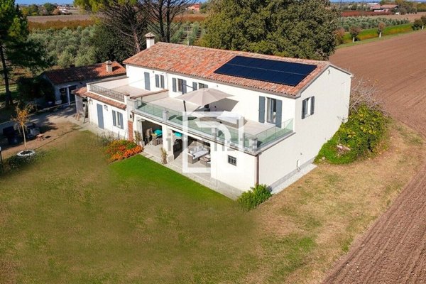 casa indipendente in vendita a Savignano sul Rubicone