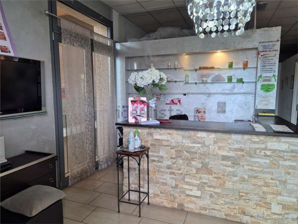 locale commerciale in vendita a Savignano sul Rubicone