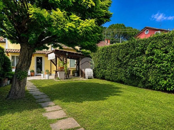casa indipendente in vendita a Savignano sul Rubicone