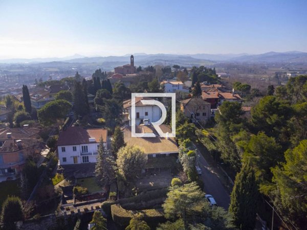 casa indipendente in vendita a Savignano sul Rubicone