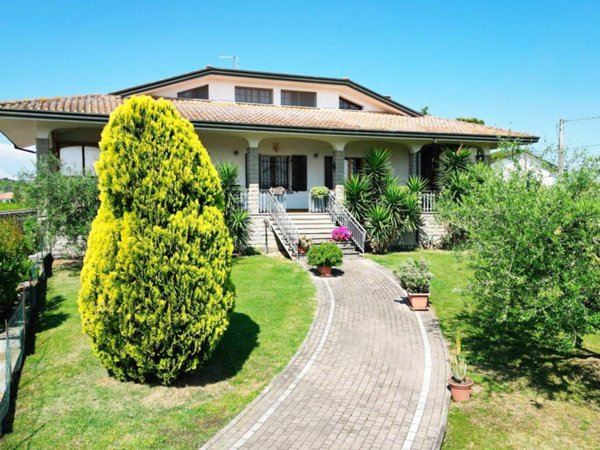 casa indipendente in vendita a Savignano sul Rubicone