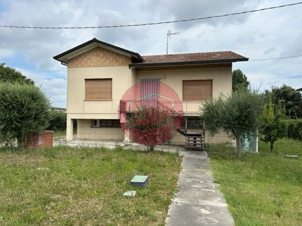 casa indipendente in vendita a Savignano sul Rubicone