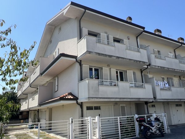 casa indipendente in vendita a Savignano sul Rubicone