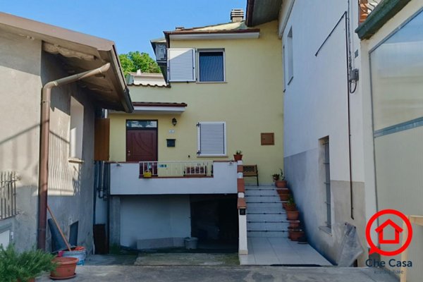casa indipendente in vendita a Sogliano al Rubicone in zona Montegelli