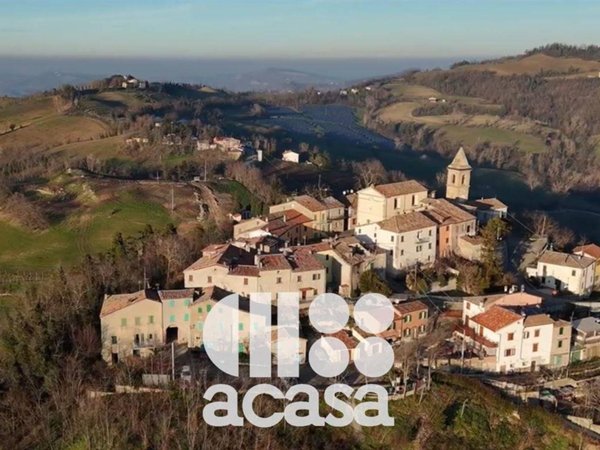 casa indipendente in vendita a Sogliano al Rubicone in zona Rontagnano