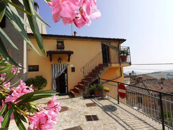casa indipendente in vendita a Sogliano al Rubicone
