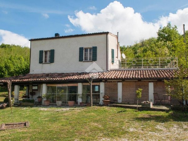 casa indipendente in vendita a Sogliano al Rubicone