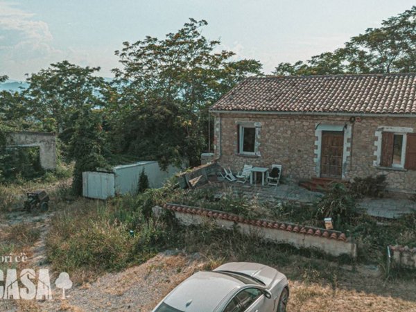 casa indipendente in vendita a Sogliano al Rubicone