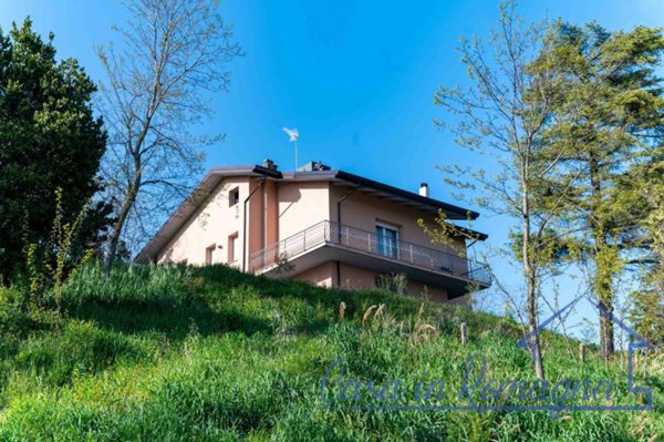 casa indipendente in vendita a Sogliano al Rubicone