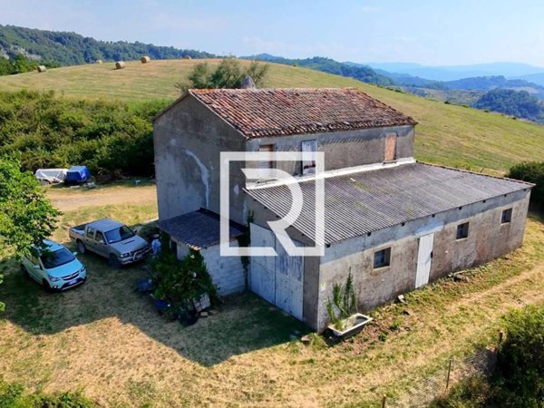 casa indipendente in vendita a Sogliano al Rubicone