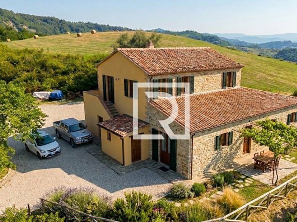 casa indipendente in vendita a Sogliano al Rubicone