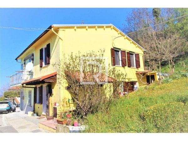 casa indipendente in vendita a Sogliano al Rubicone