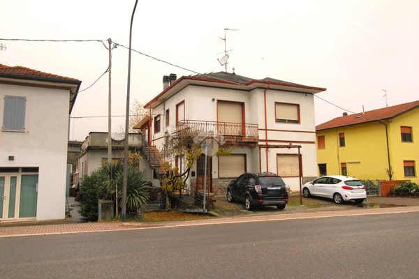 casa semindipendente in vendita a Sogliano al Rubicone in zona Montegelli