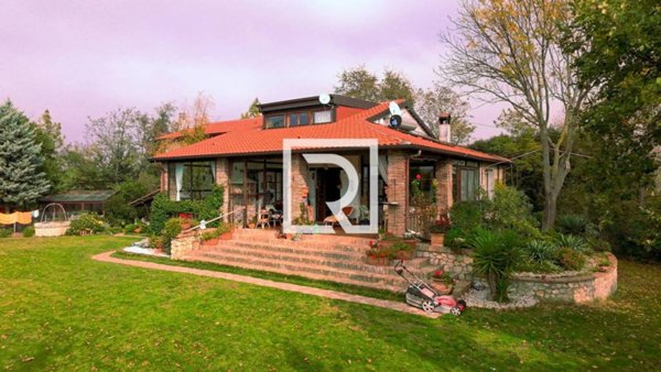 casa indipendente in vendita a Sogliano al Rubicone