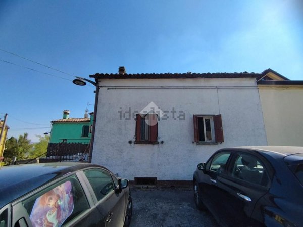 casa semindipendente in vendita a Sogliano al Rubicone