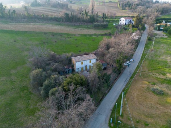 casa indipendente in vendita a Sogliano al Rubicone