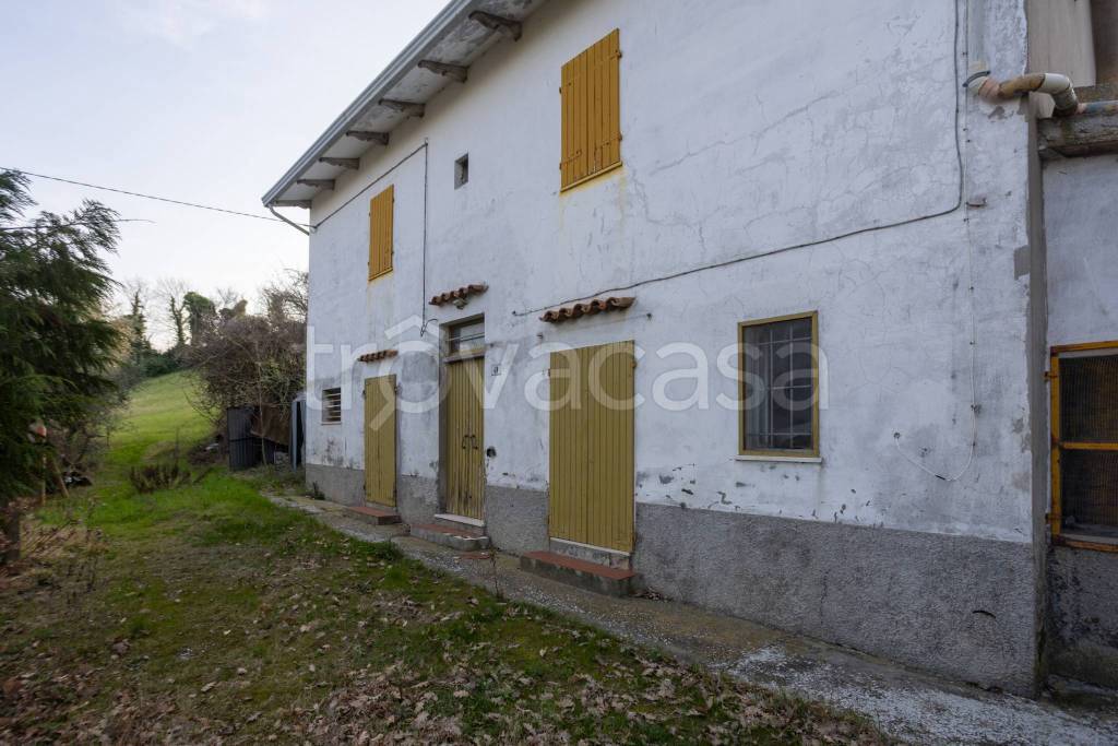 casa indipendente in vendita a Sogliano al Rubicone